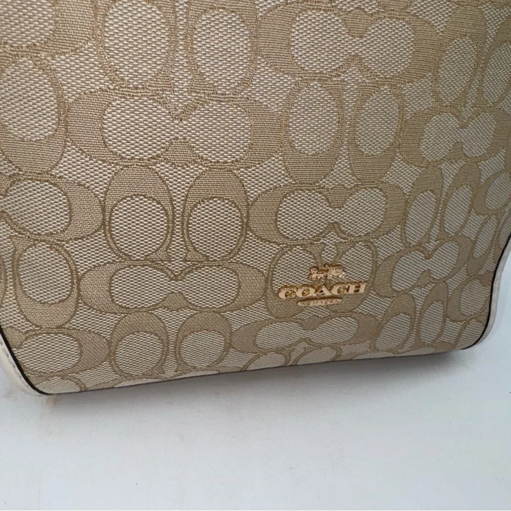 Coach Signature Dufflette Light Khaki Chalk 25697 Crossbody Shoulder Bag